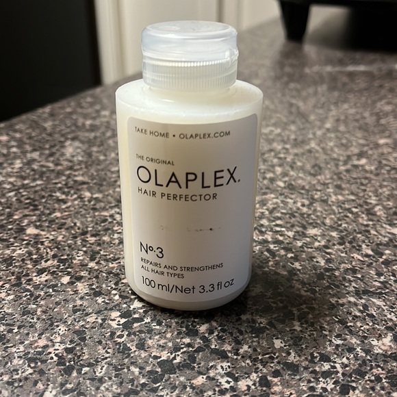 Olaplex #3 - Picture 2 of 3
